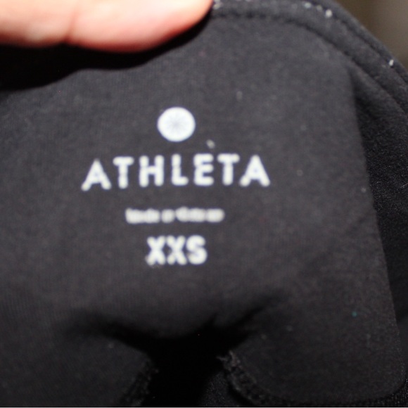 🎄Athleta Woman’s Black Cropped Leggings Size XXS - Picture 6 of 7